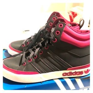 Adidas Top Court 8.5W/7M EUC